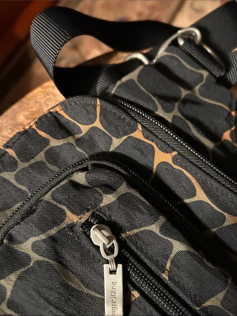 Baggallini Black and Taupe Patterned Crossbody Messenger